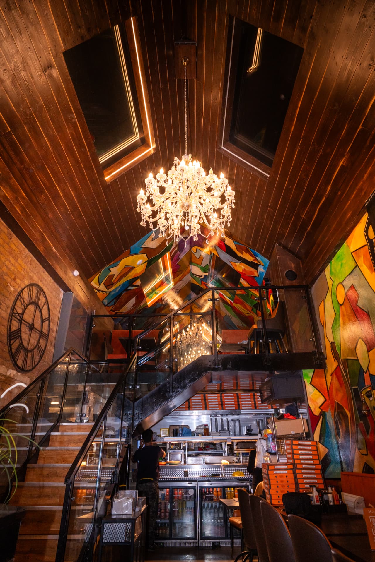 Manjaros London interior 18